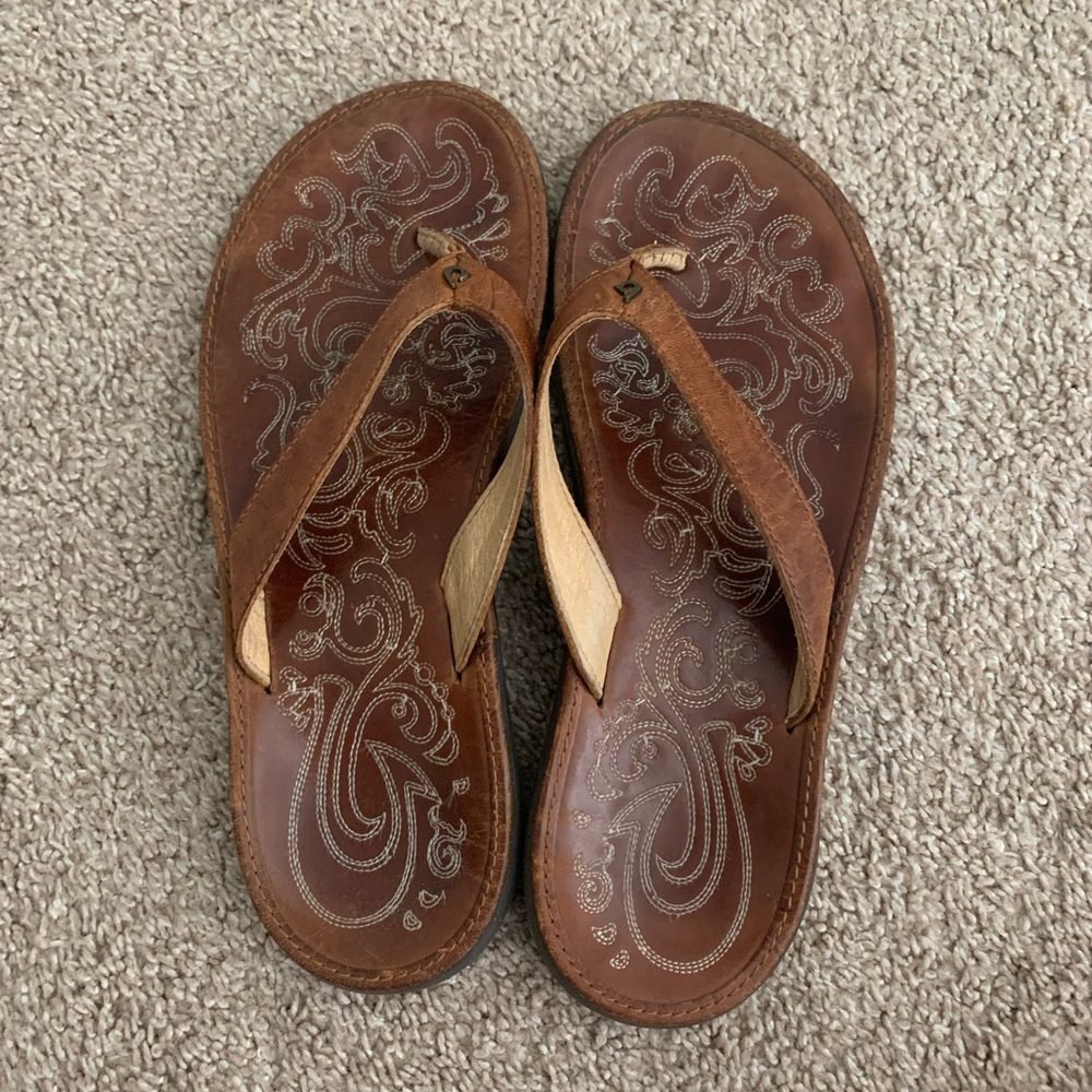 Olukai sandals